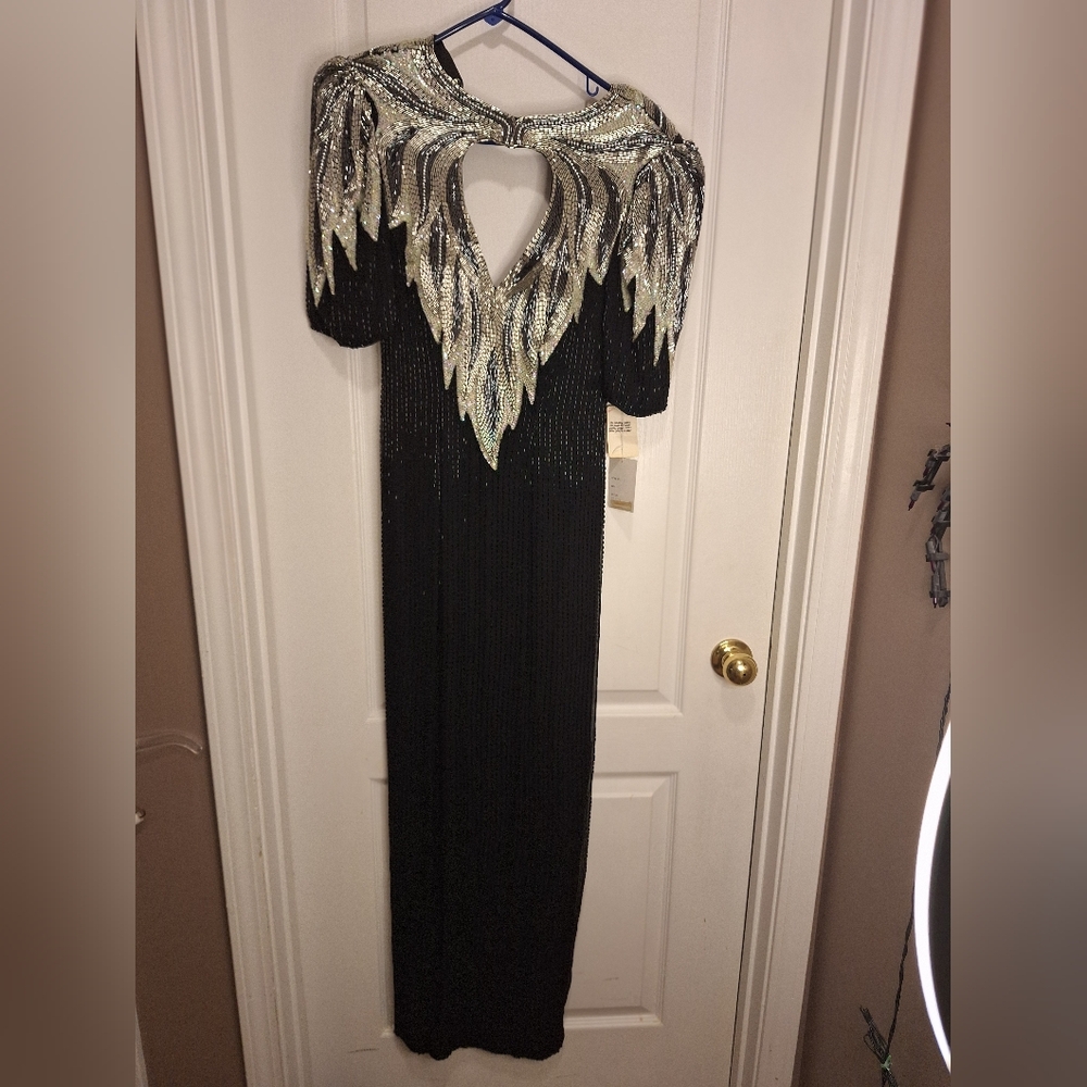 Alcye Designs / Black Maxi Dress with Silver Sequin Yoke / Size 6 - Picture 11 of 15